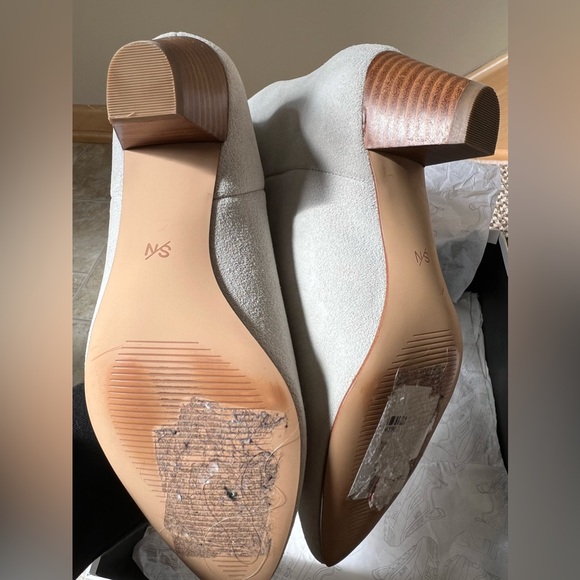 Boots 👢 - Picture 5 of 6